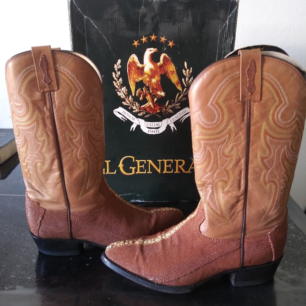 Boots - Picture 2 of 6